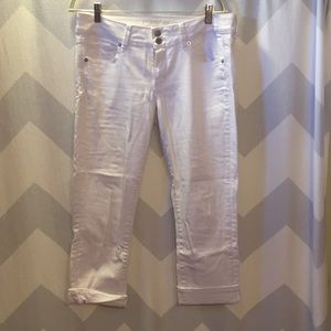 American Eagle Artist Crop white jeans